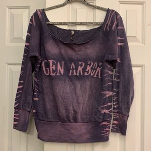 😍 Momentum Distressed tye dye look M